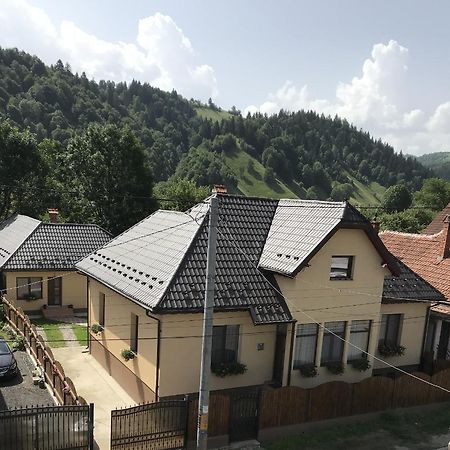 Casa Pricas Vila Moieciu de Jos Exterior foto