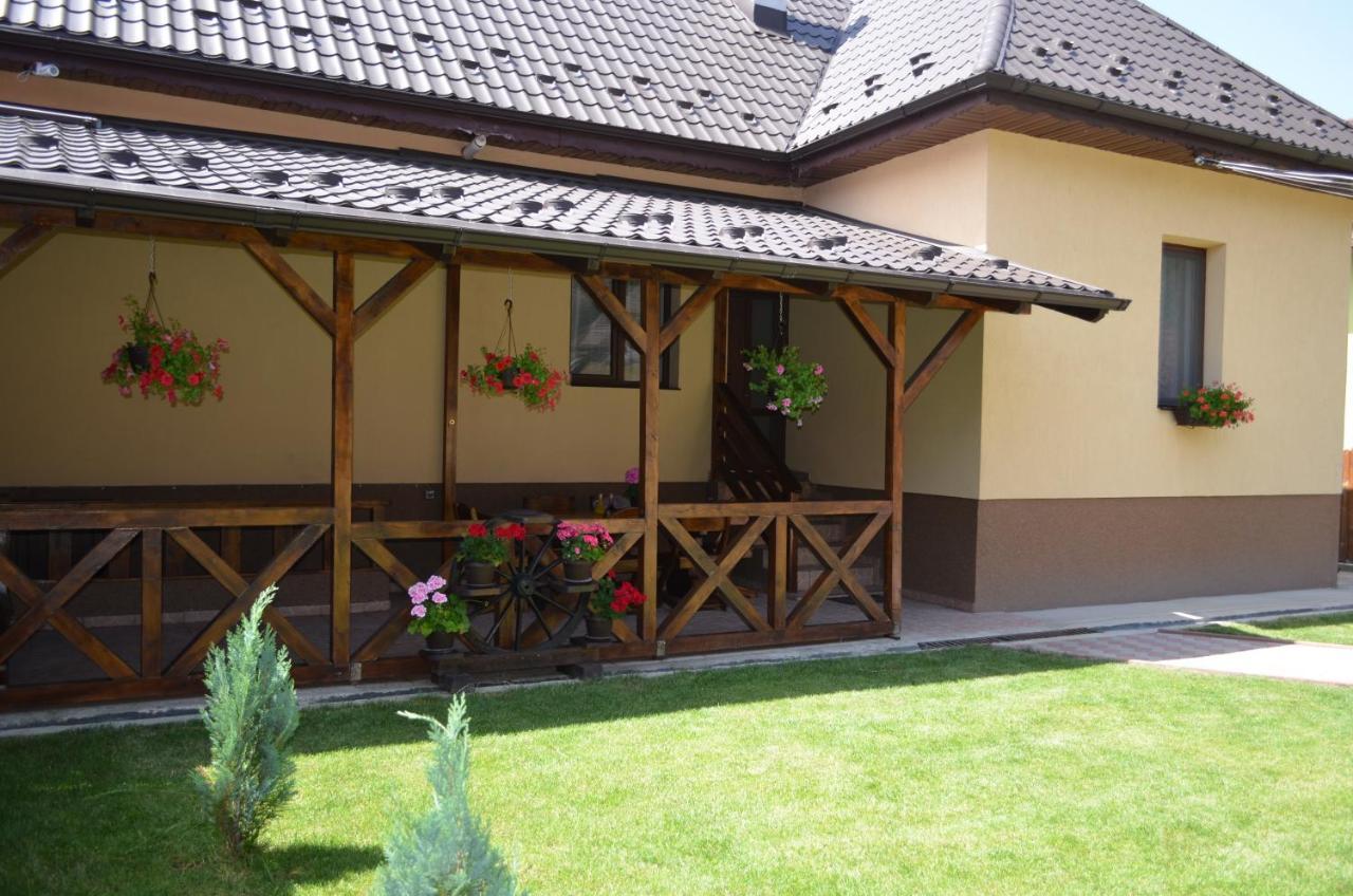 Casa Pricas Vila Moieciu de Jos Exterior foto