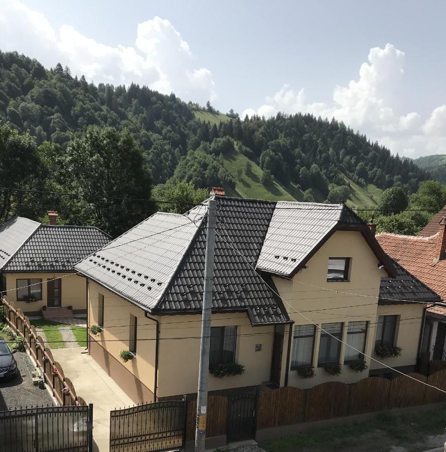 Casa Pricas Vila Moieciu de Jos Exterior foto